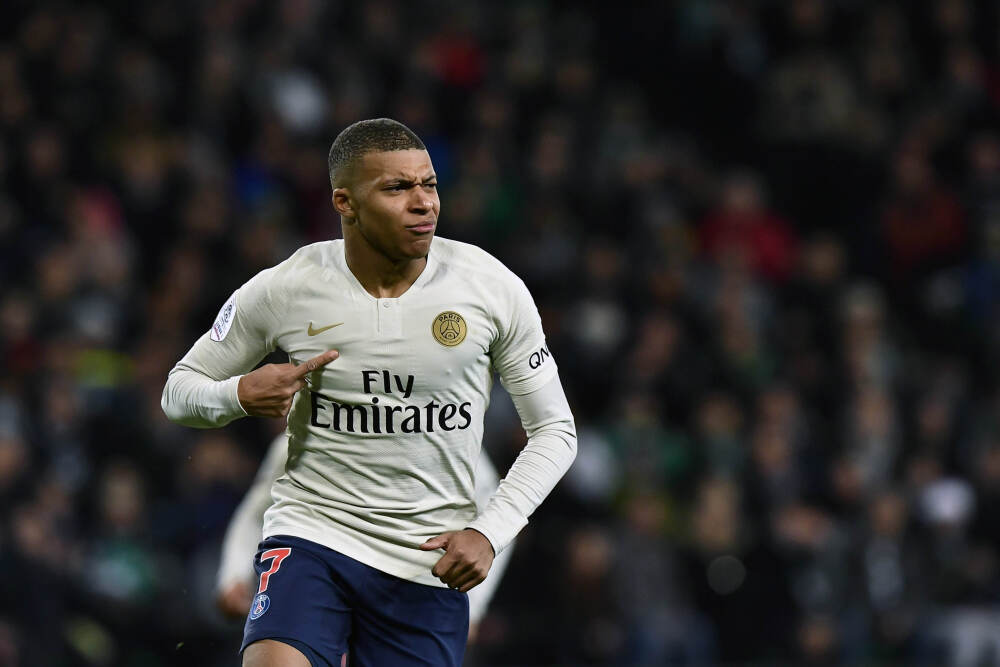 一旦喜欢你，就要“虐”你的三大星座。越疯批说明越在乎越爱你！